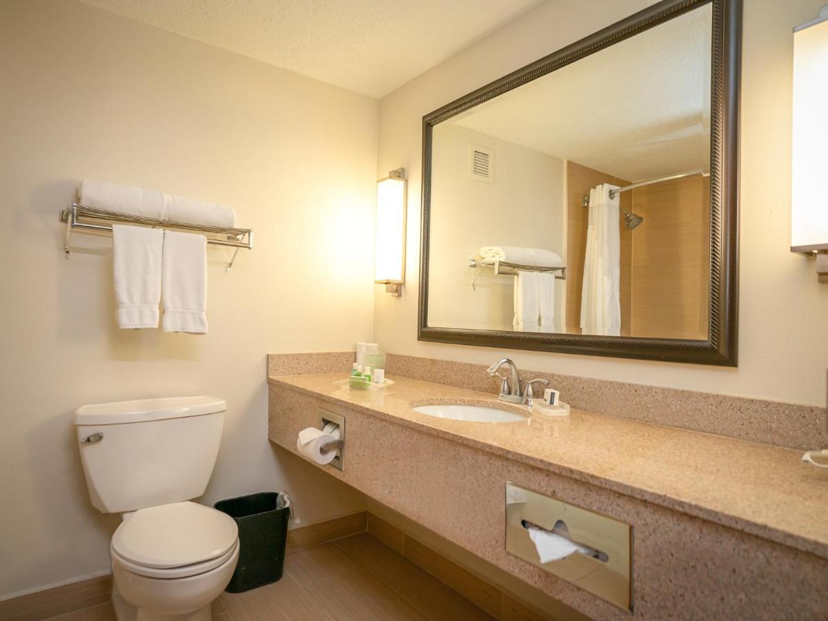 Holiday Inn Mayaguez & Tropical Casino By Ihg Eksteriør bilde