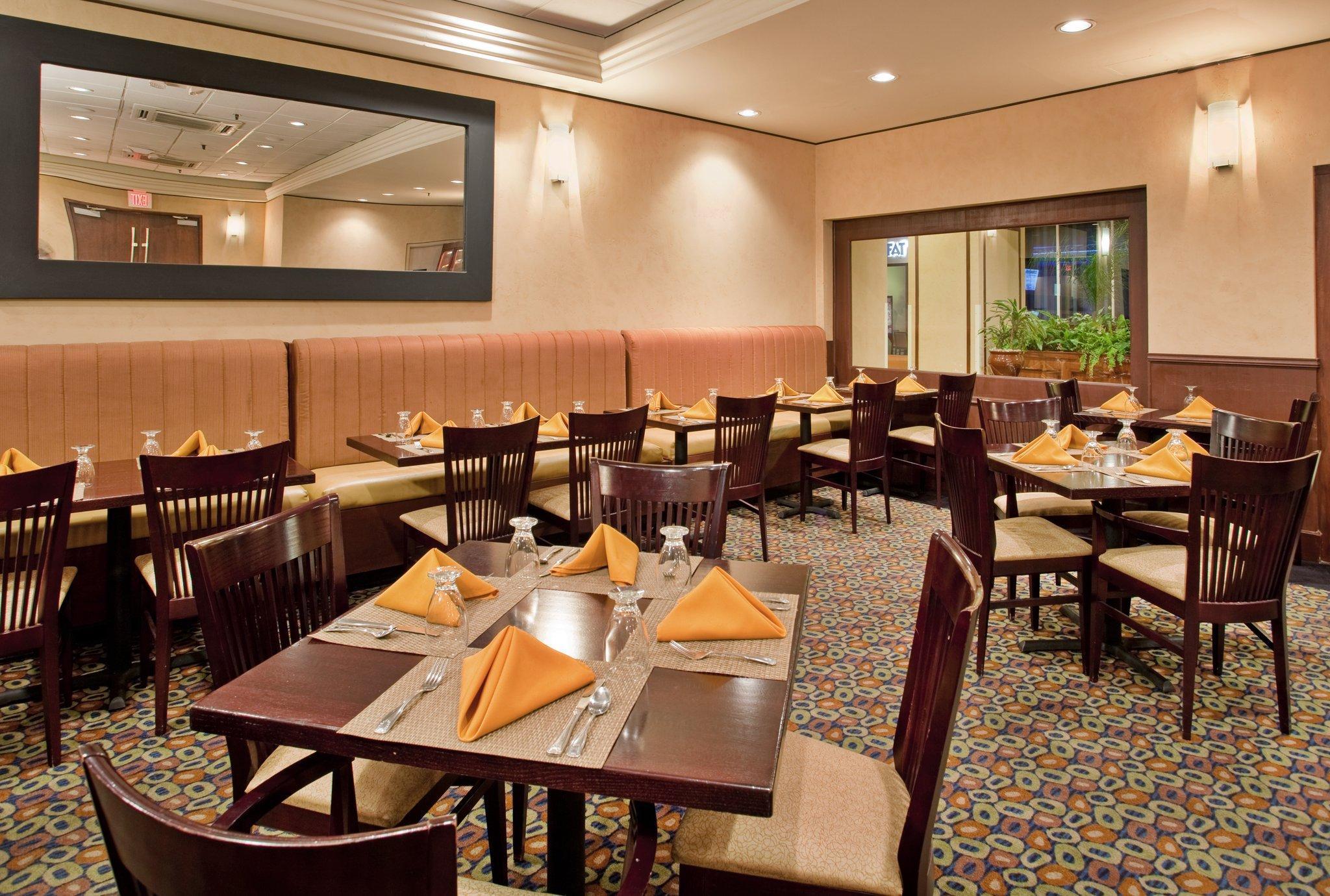 Holiday Inn Mayaguez & Tropical Casino By Ihg Eksteriør bilde